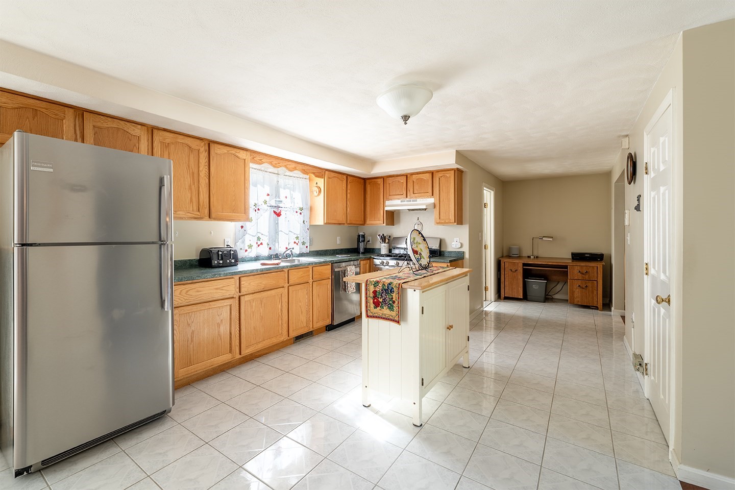 3 Etta Road Billerica, MA 01821 - Photo 22 of 40 Gallery Image 22