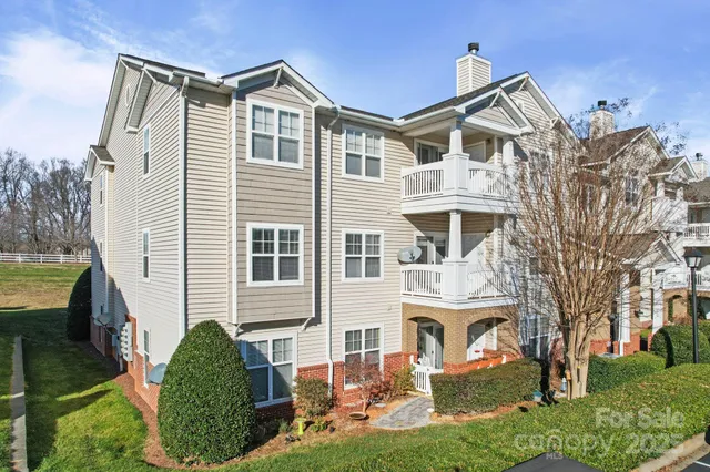 $293,900 | 17113 Doe Valley Court, Cornelius, NC 28031