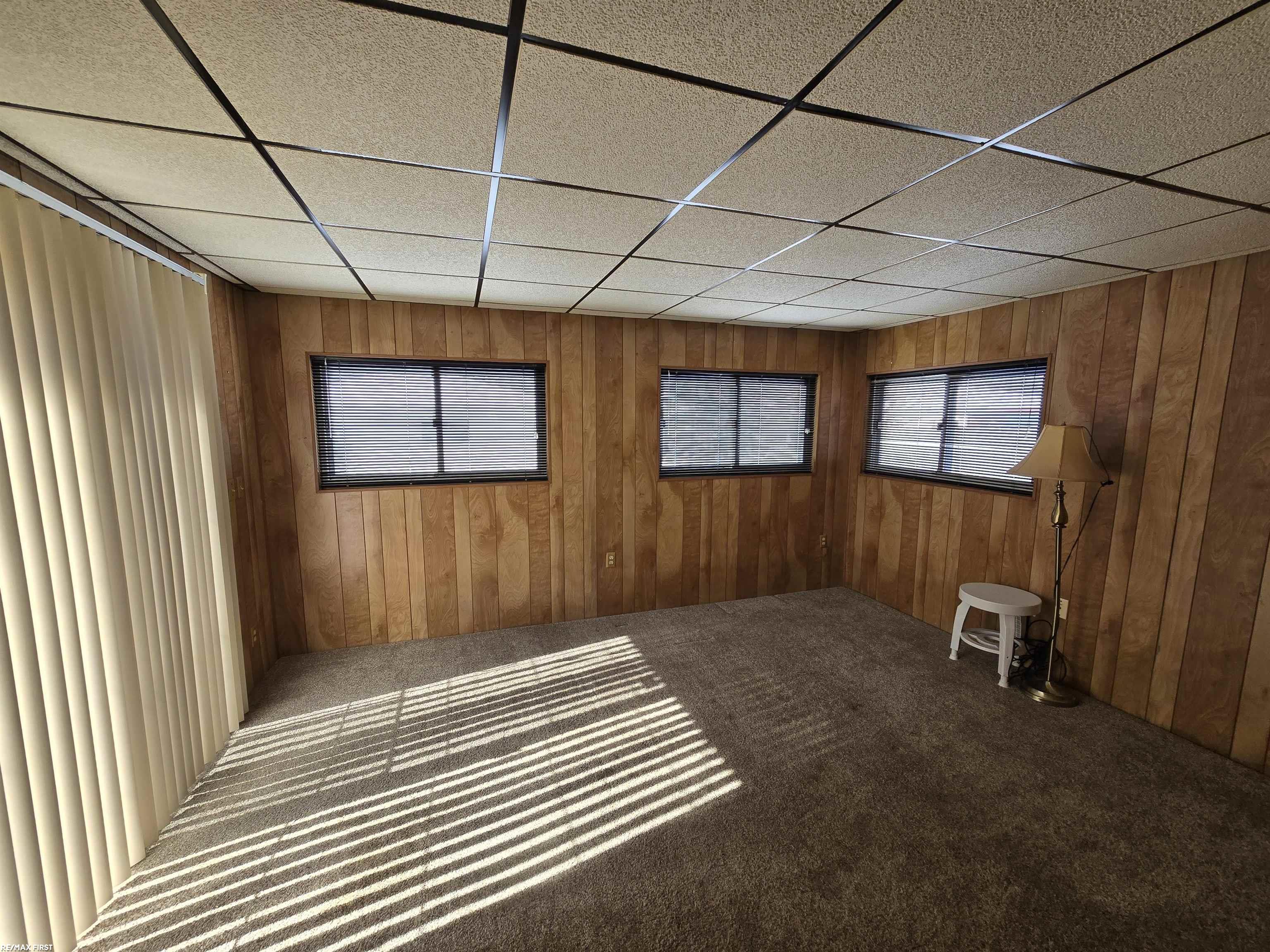 29429 Schoenherr Road Warren, MI 48088 - Photo 11 of 17 50167272-3a704d53-5194-445d-9314-b31429de54ff.JPG