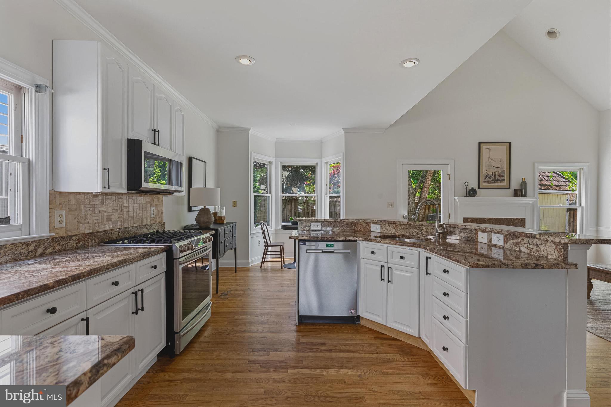106 Harrison Street Northeast Leesburg, VA 20176 - Photo 23 of 52