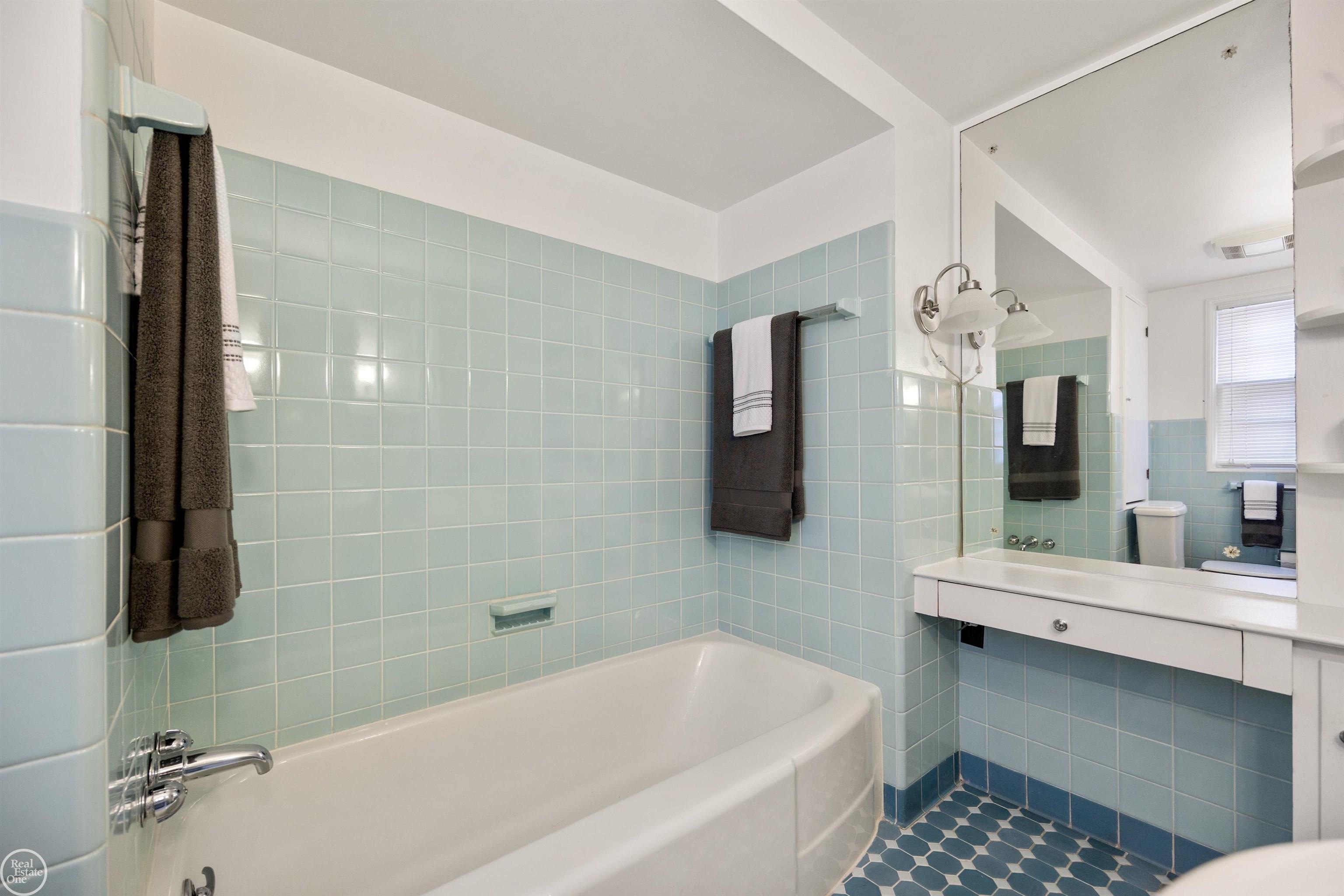 704 Pemberton Road Grosse Pointe Park, MI 48230 - Photo 31 of 75