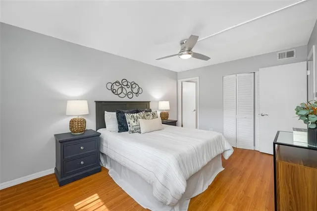 $169,900 | 1100 East Bay Drive, Unit 82, Largo, FL 33770