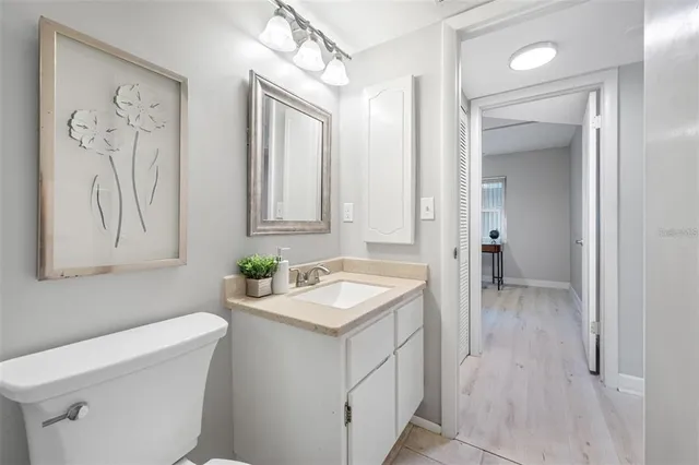 $169,900 | 1100 East Bay Drive, Unit 82, Largo, FL 33770