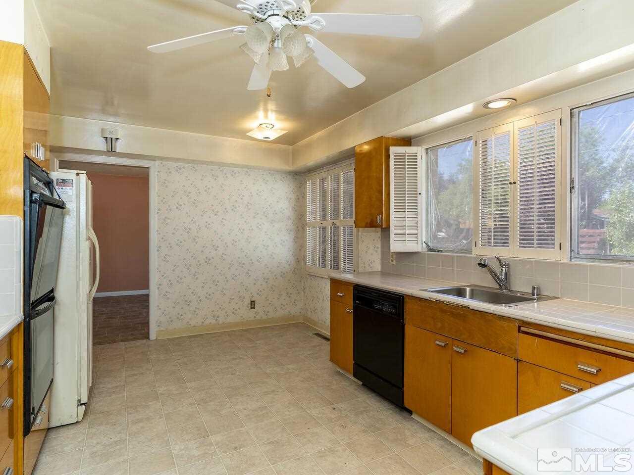 1155 Fairfield Avenue Reno, NV 89509 - Photo 6 of 17 Photo 6