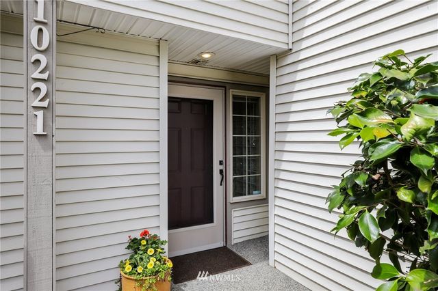$559,500 | 10221 Northeast 138th Place, Unit D3, Kirkland, WA 98034