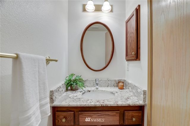 $559,500 | 10221 Northeast 138th Place, Unit D3, Kirkland, WA 98034