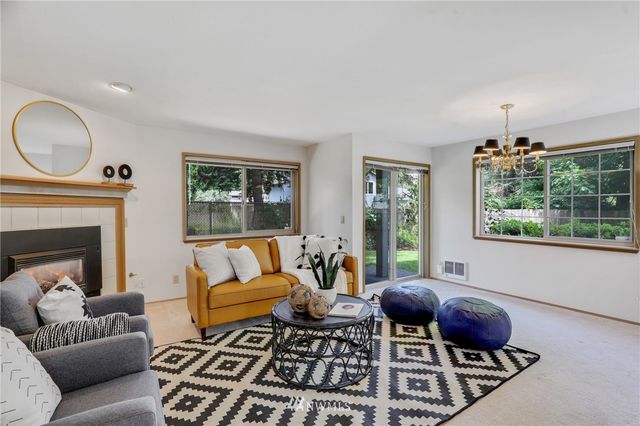 $559,500 | 10221 Northeast 138th Place, Unit D3, Kirkland, WA 98034