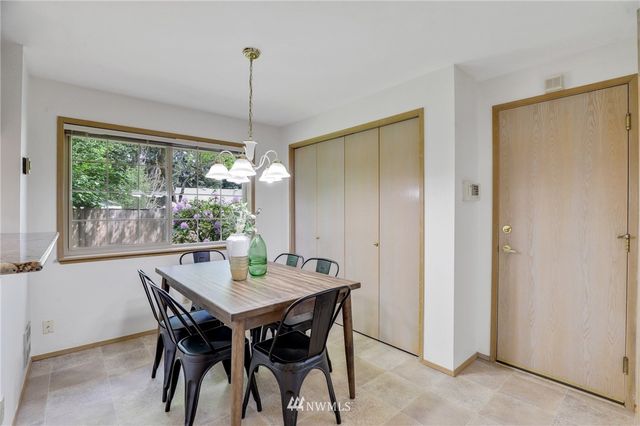 $559,500 | 10221 Northeast 138th Place, Unit D3, Kirkland, WA 98034