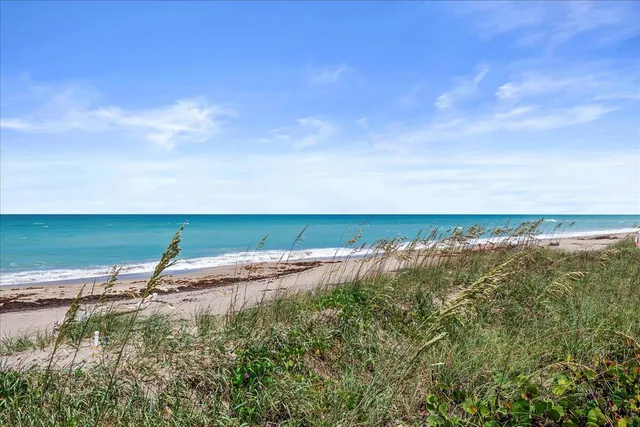 $729,900 | 10701 South Ocean Drive, Unit 827, Jensen Beach, FL 34957