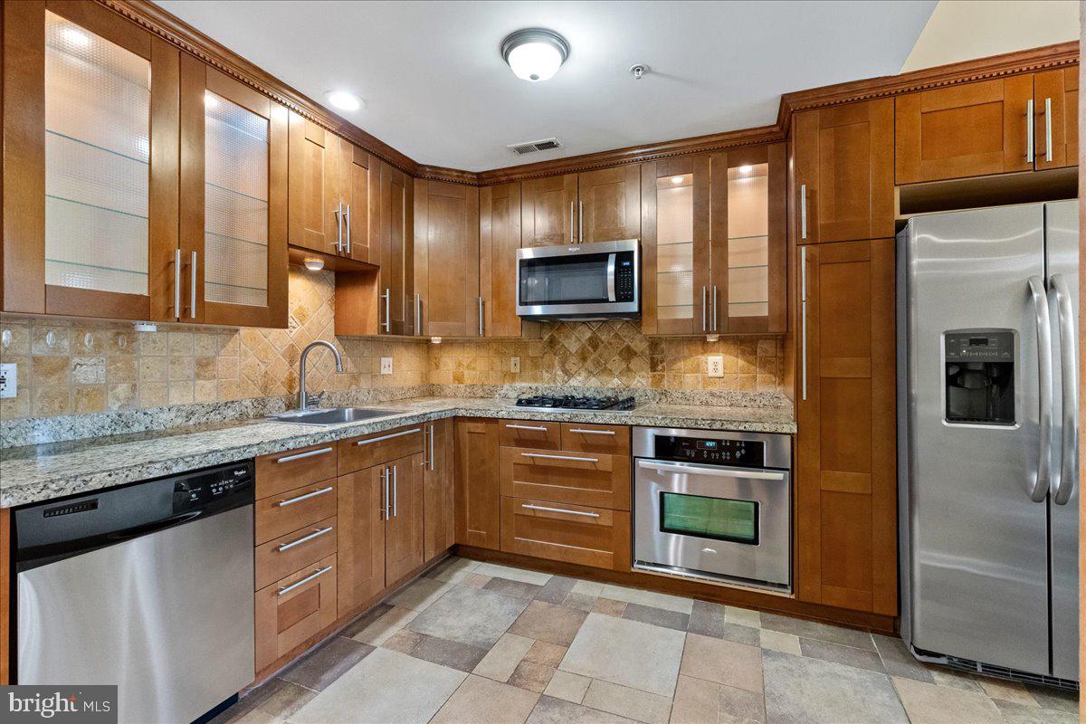 326 Brickhouse Road Princeton, NJ 08540 - Photo 9 of 22