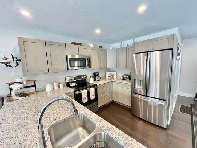 $515,000 | 4 A Junior's Way, West Dover, VT 05356