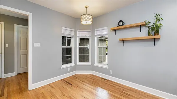 $380,000 | 817 Bridle Trail Lane, Peculiar, MO 64078
