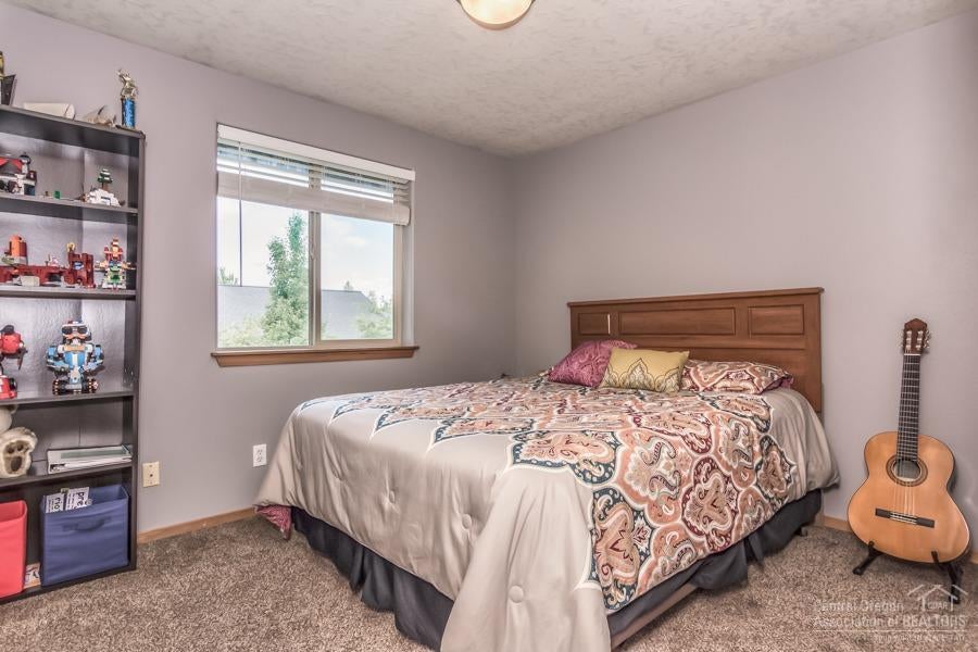 61363 Whitetail Street Bend, OR 97702 - Photo 20 of 25 Gallery Image 20
