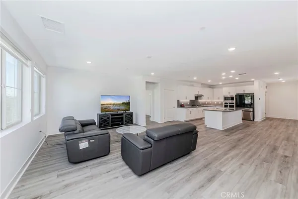 $1,048,000 | 5000 Clementine Lane, Cypress, CA 90630