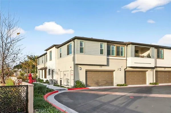 $1,048,000 | 5000 Clementine Lane, Cypress, CA 90630