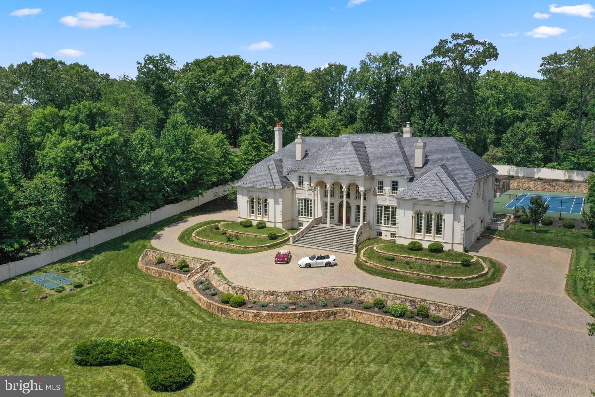 10610 Vale Road Oakton, VA 22124 - Photo 2 of 141 Gallery Image 2