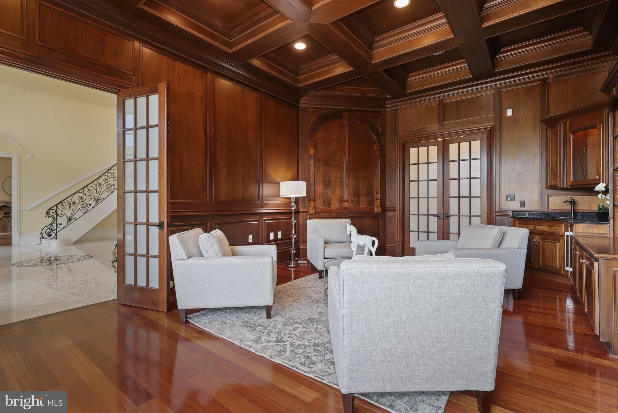 10610 Vale Road Oakton, VA 22124 - Photo 11 of 141 Gallery Image 11