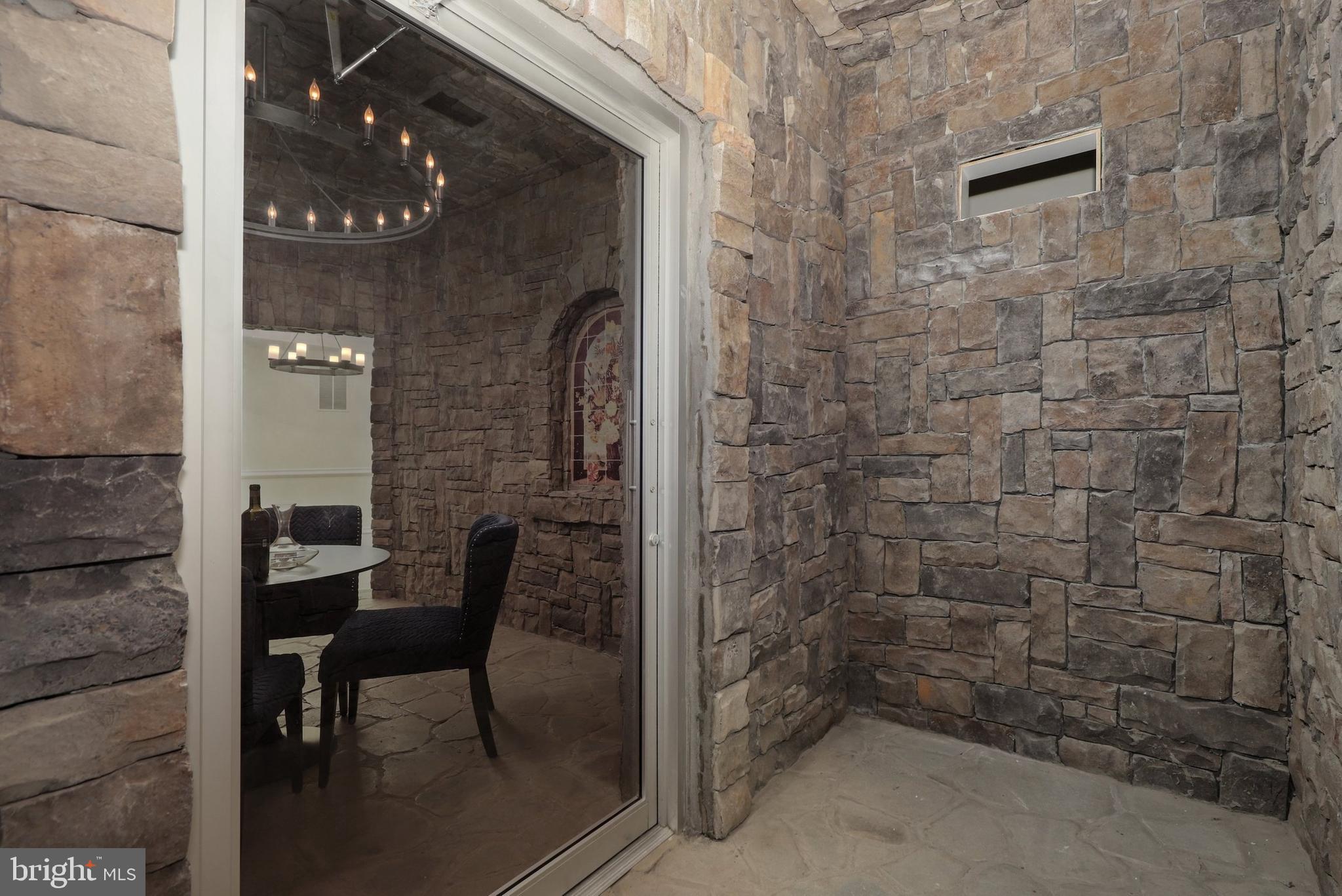 10610 Vale Road Oakton, VA 22124 - Photo 102 of 141 Gallery Image 102