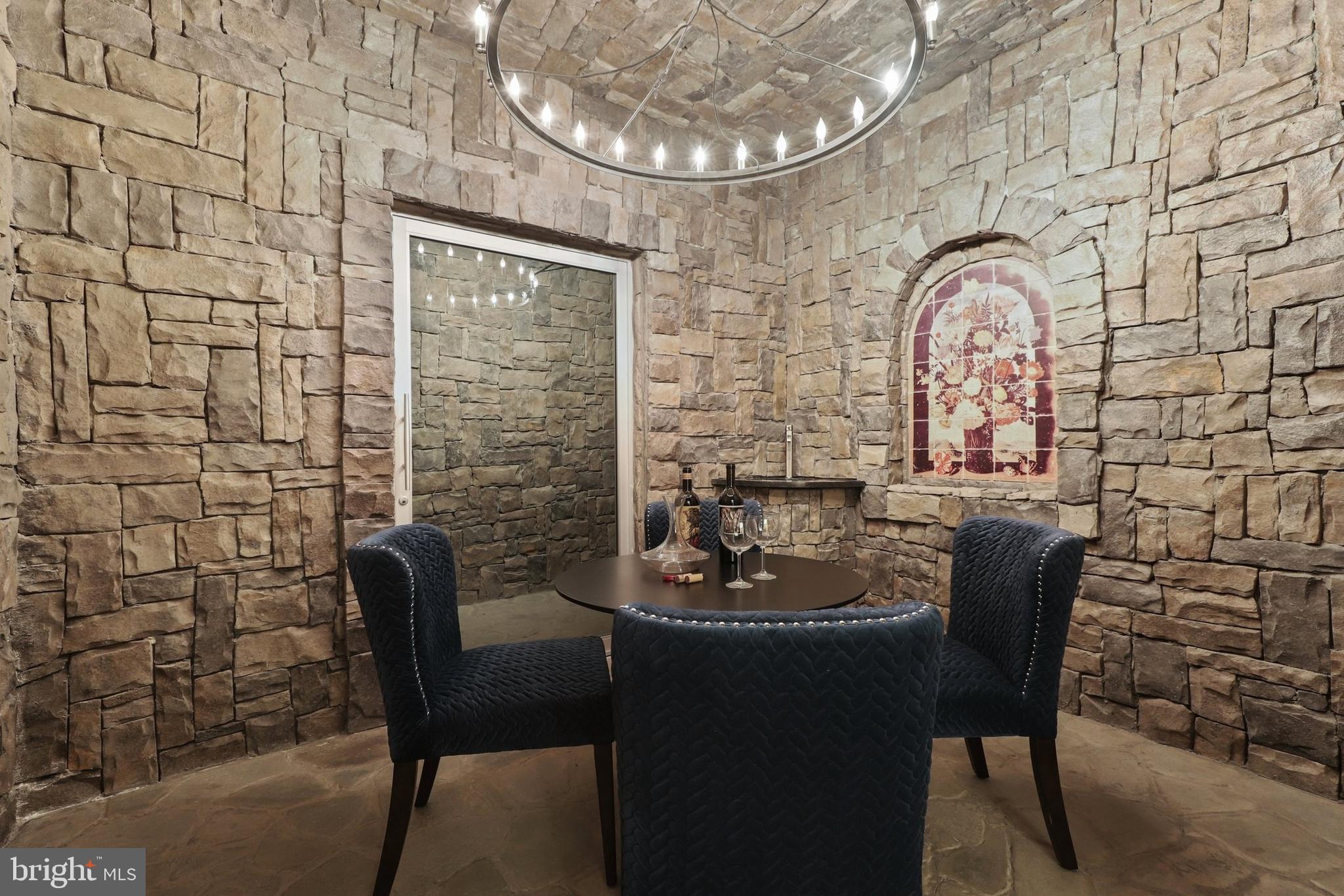 10610 Vale Road Oakton, VA 22124 - Photo 104 of 141 Gallery Image 104