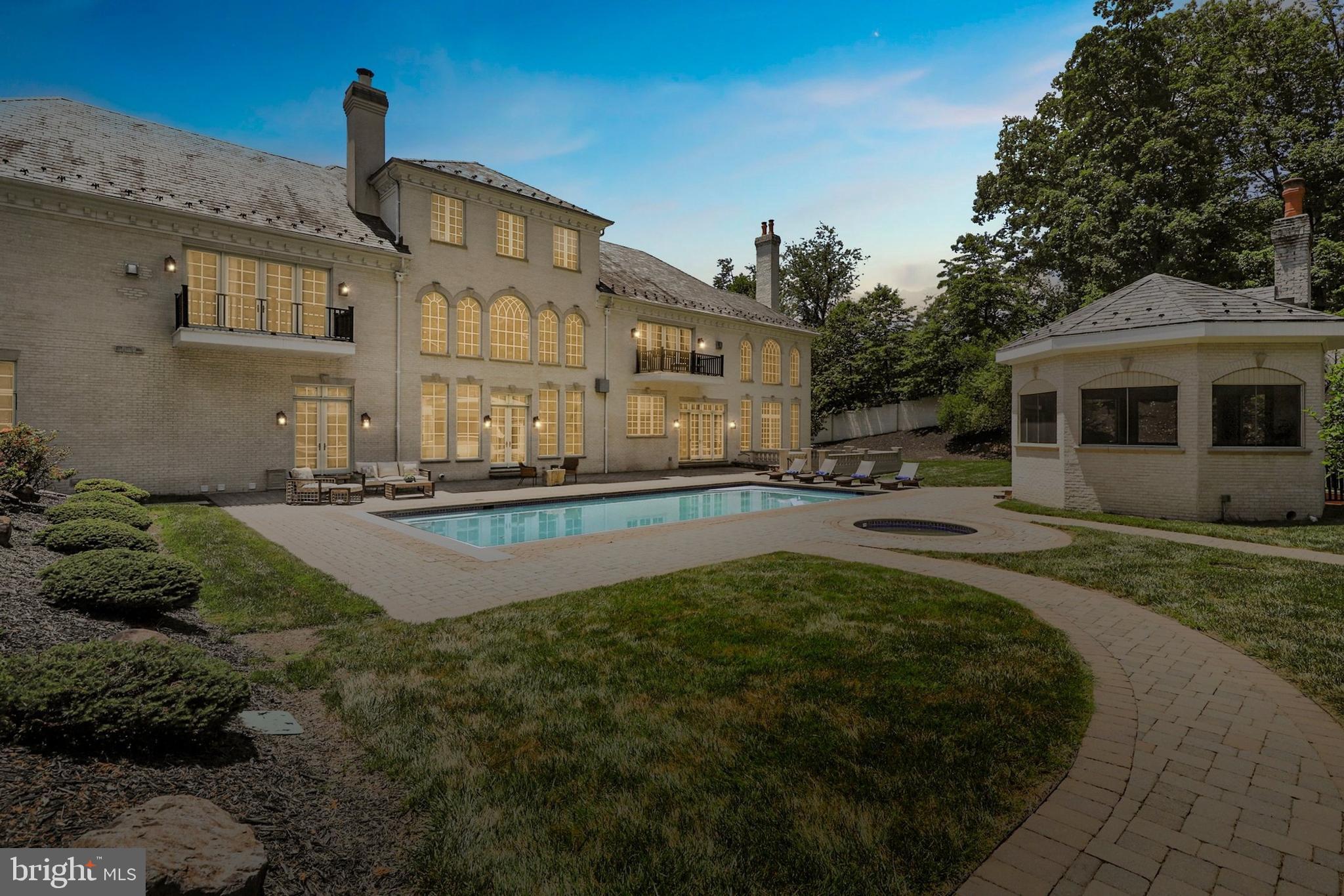 10610 Vale Road Oakton, VA 22124 - Photo 139 of 141 Gallery Image 139