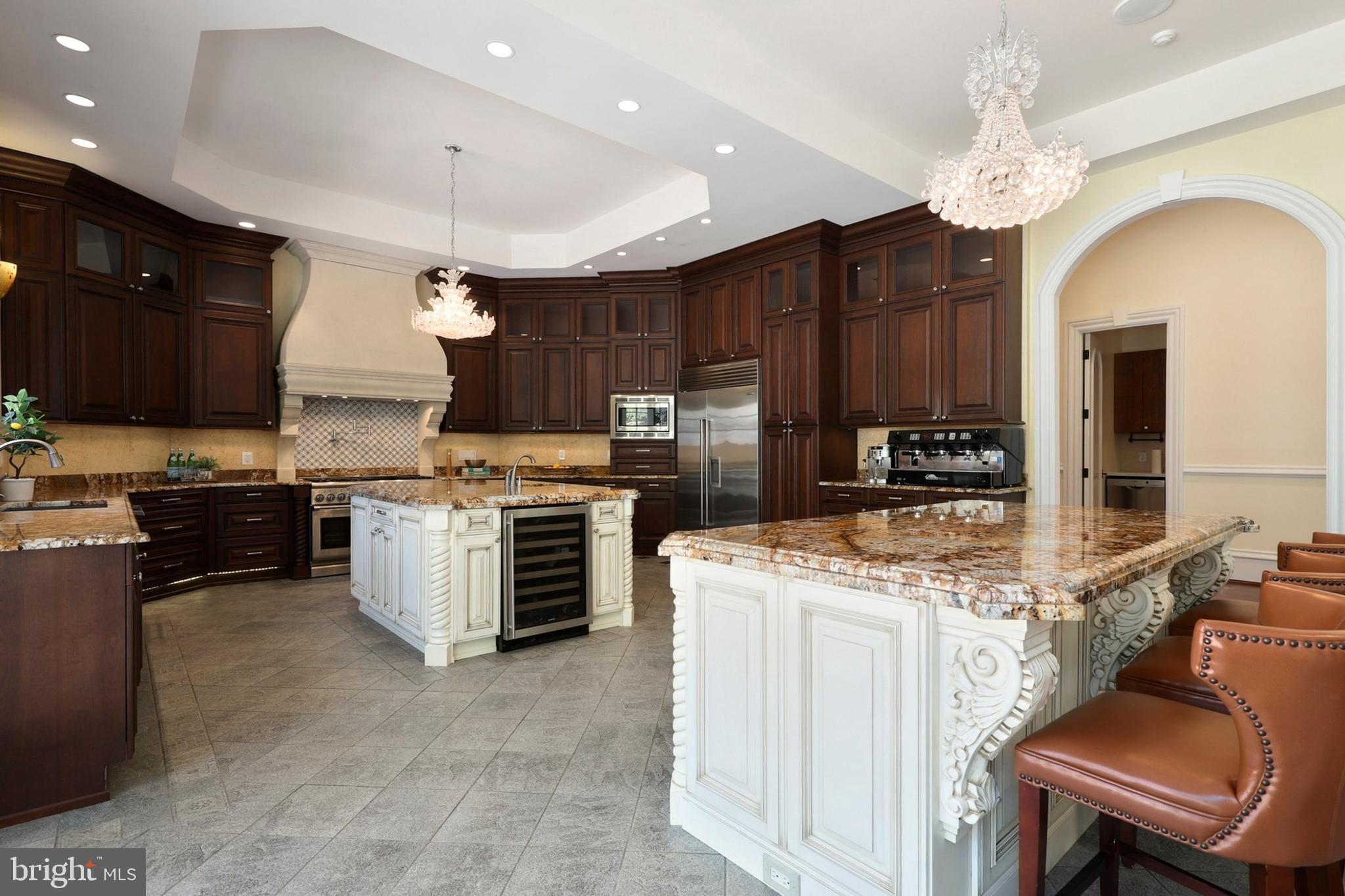 10610 Vale Road Oakton, VA 22124 - Photo 16 of 141 Gallery Image 16