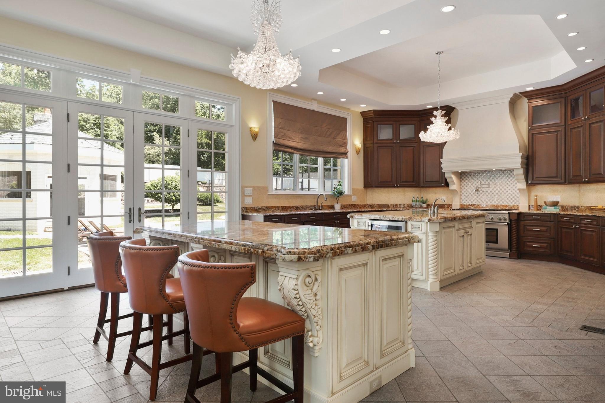 10610 Vale Road Oakton, VA 22124 - Photo 18 of 141 Gallery Image 18
