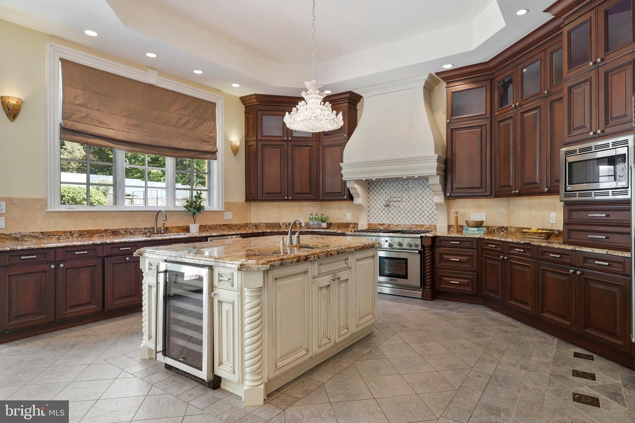 10610 Vale Road Oakton, VA 22124 - Photo 25 of 141 Gallery Image 25