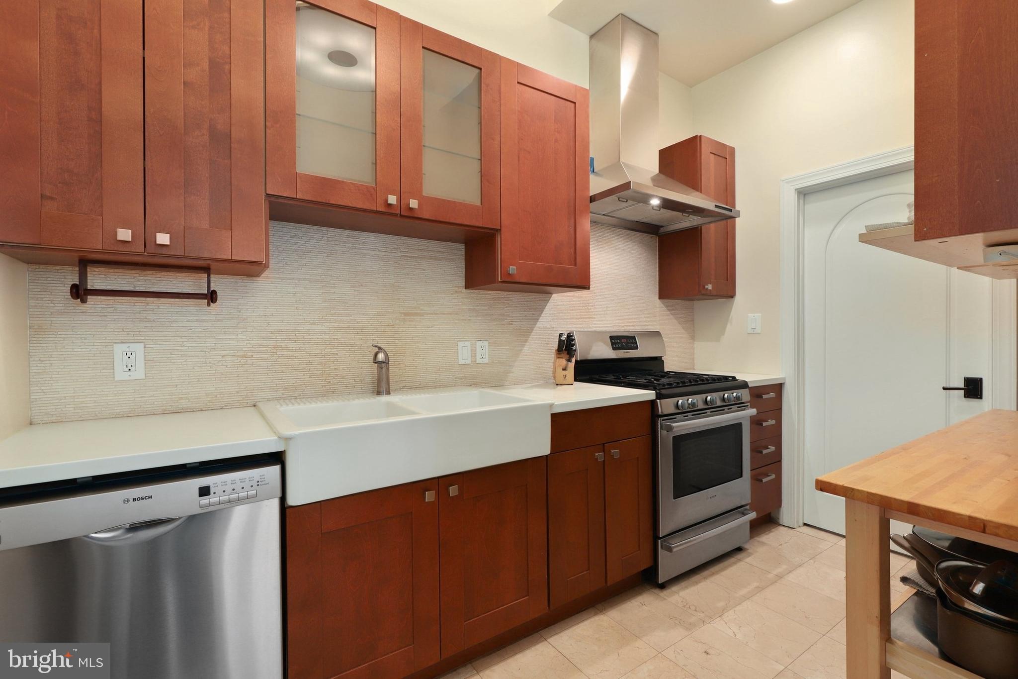 10610 Vale Road Oakton, VA 22124 - Photo 26 of 141 Gallery Image 26