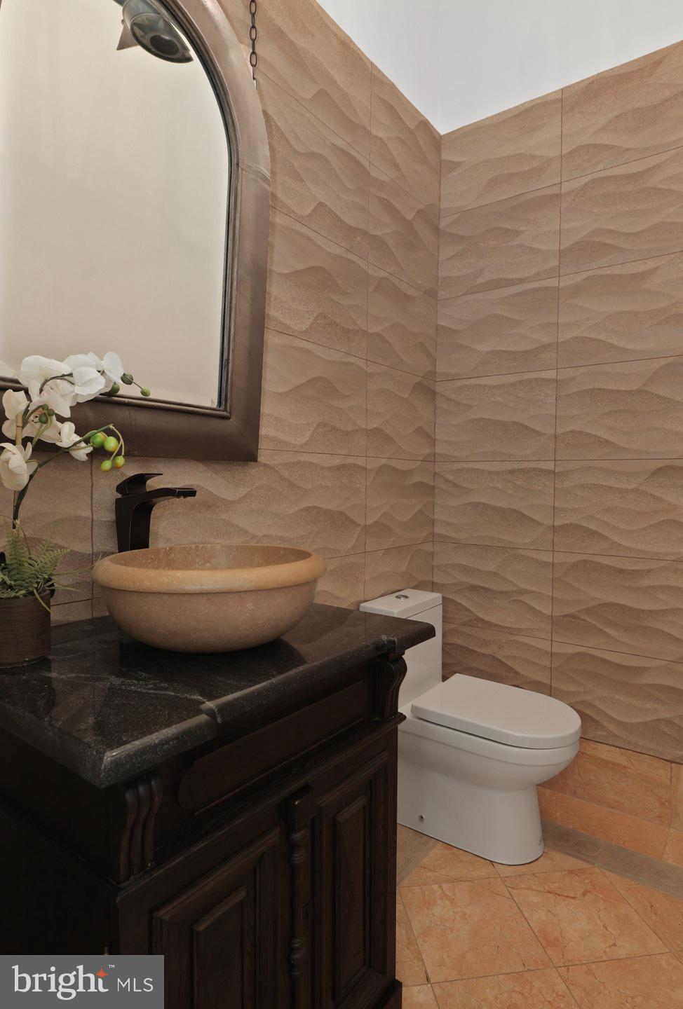 10610 Vale Road Oakton, VA 22124 - Photo 41 of 141 Gallery Image 41
