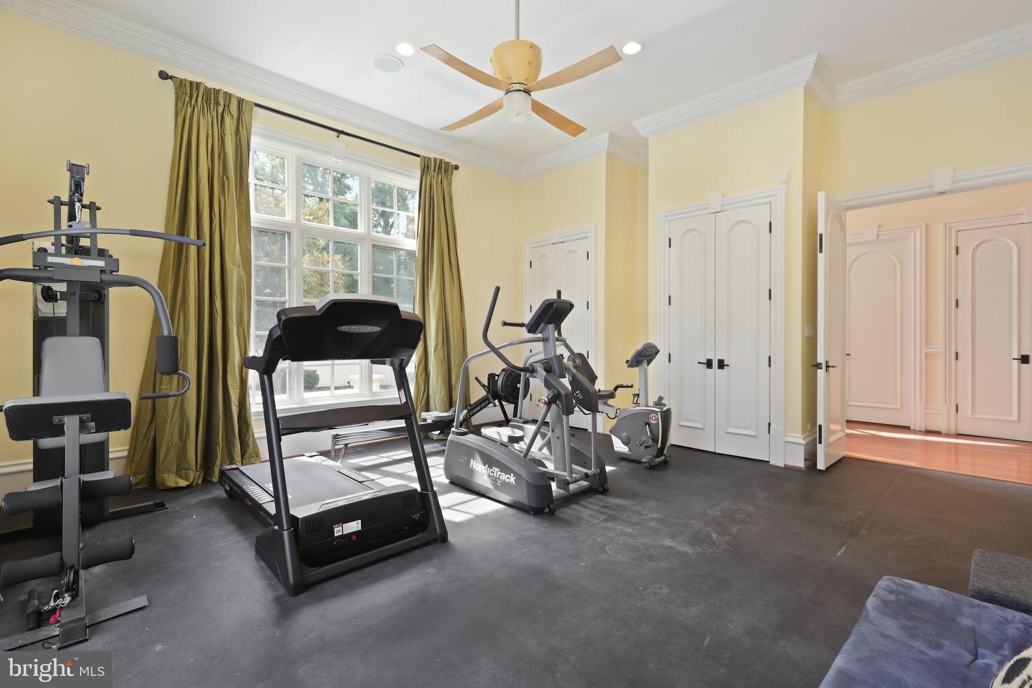 10610 Vale Road Oakton, VA 22124 - Photo 44 of 141 Gallery Image 44