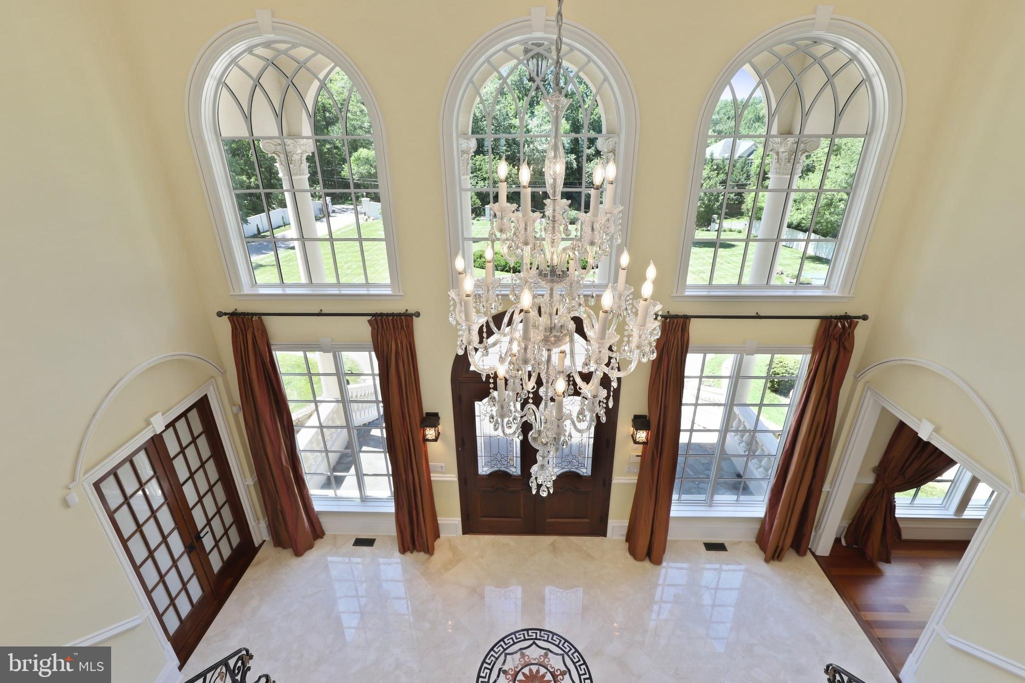 10610 Vale Road Oakton, VA 22124 - Photo 8 of 141 Gallery Image 8