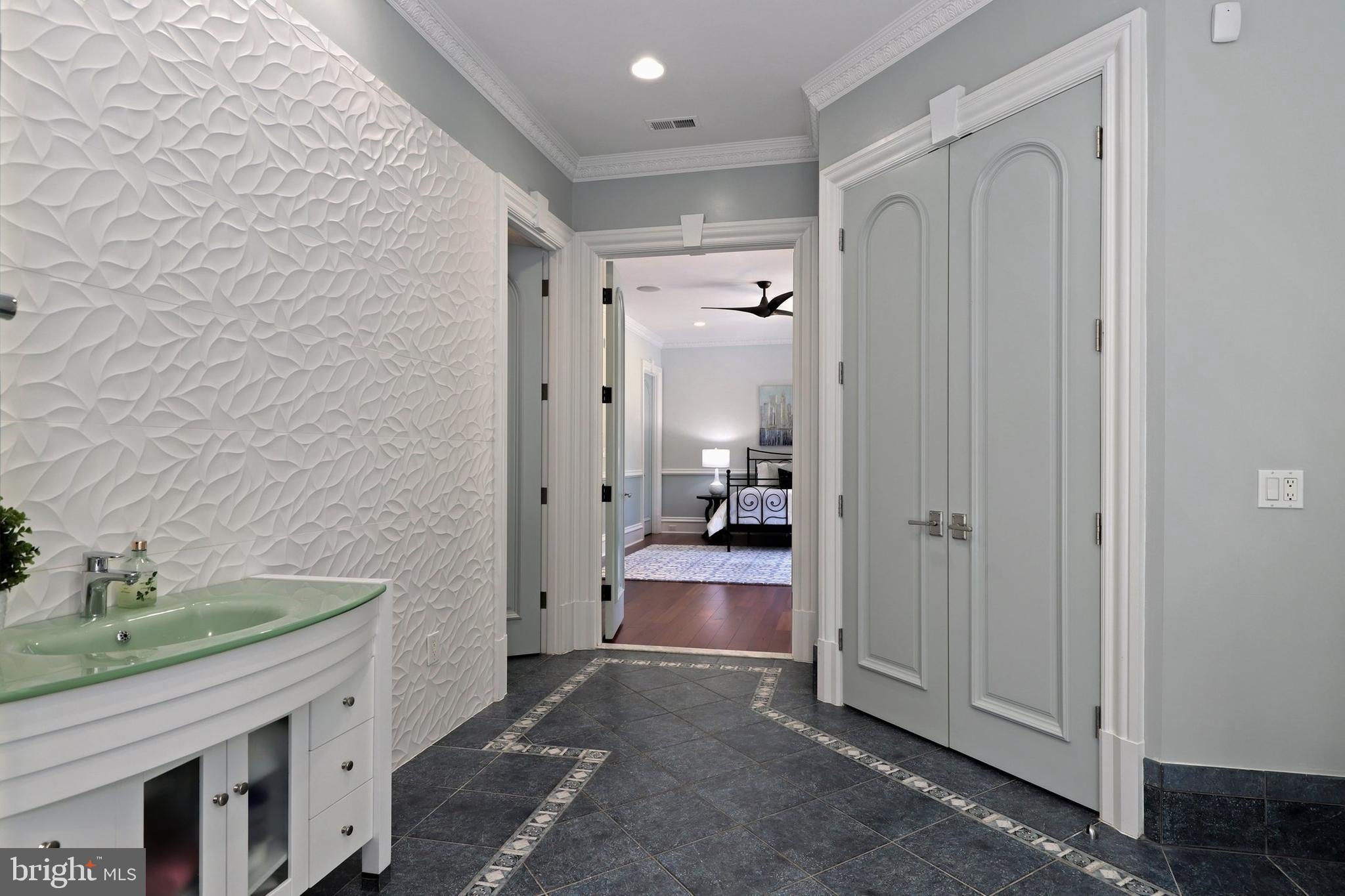 10610 Vale Road Oakton, VA 22124 - Photo 83 of 141 Gallery Image 83