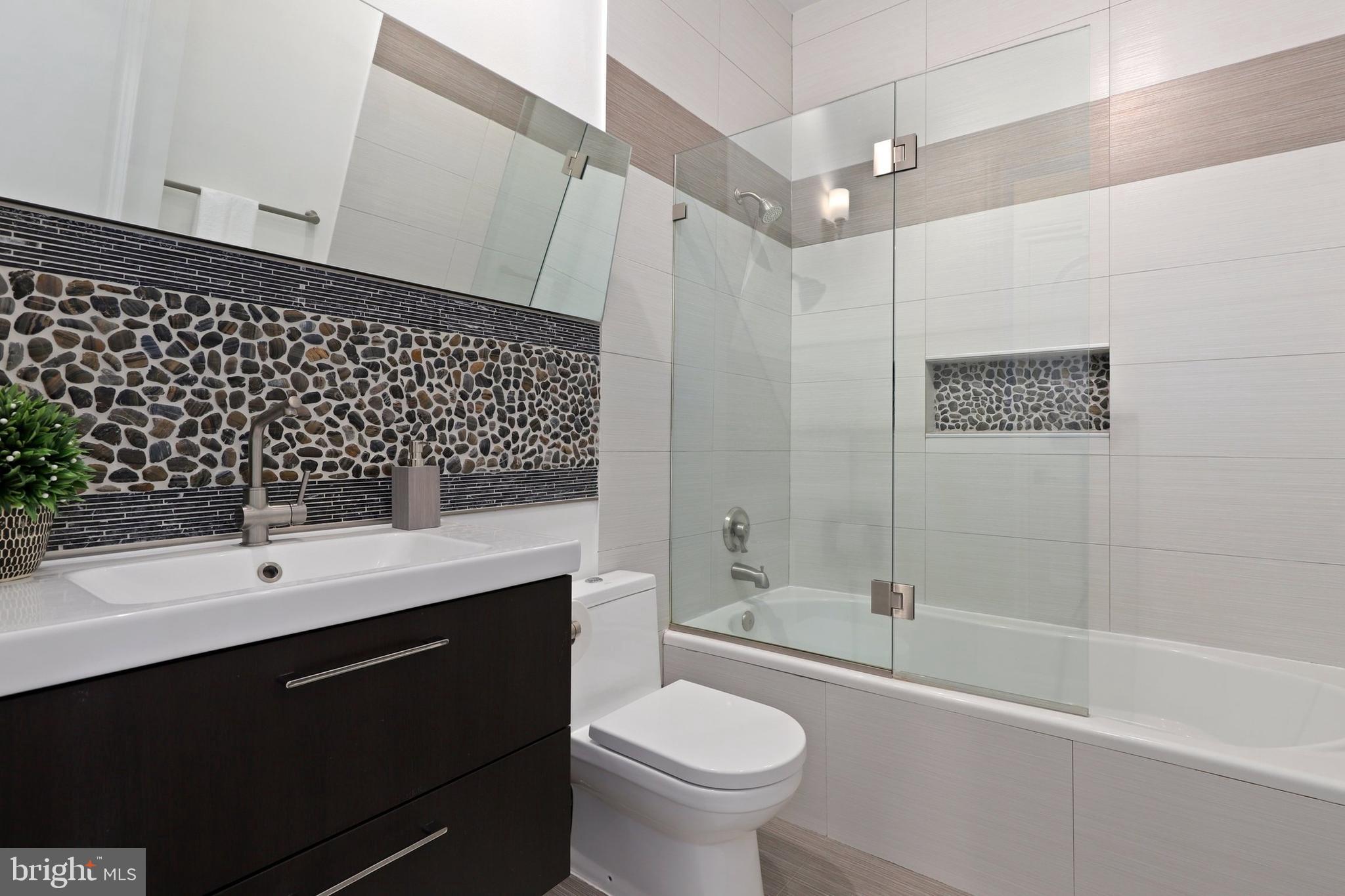 10610 Vale Road Oakton, VA 22124 - Photo 85 of 141 Gallery Image 85
