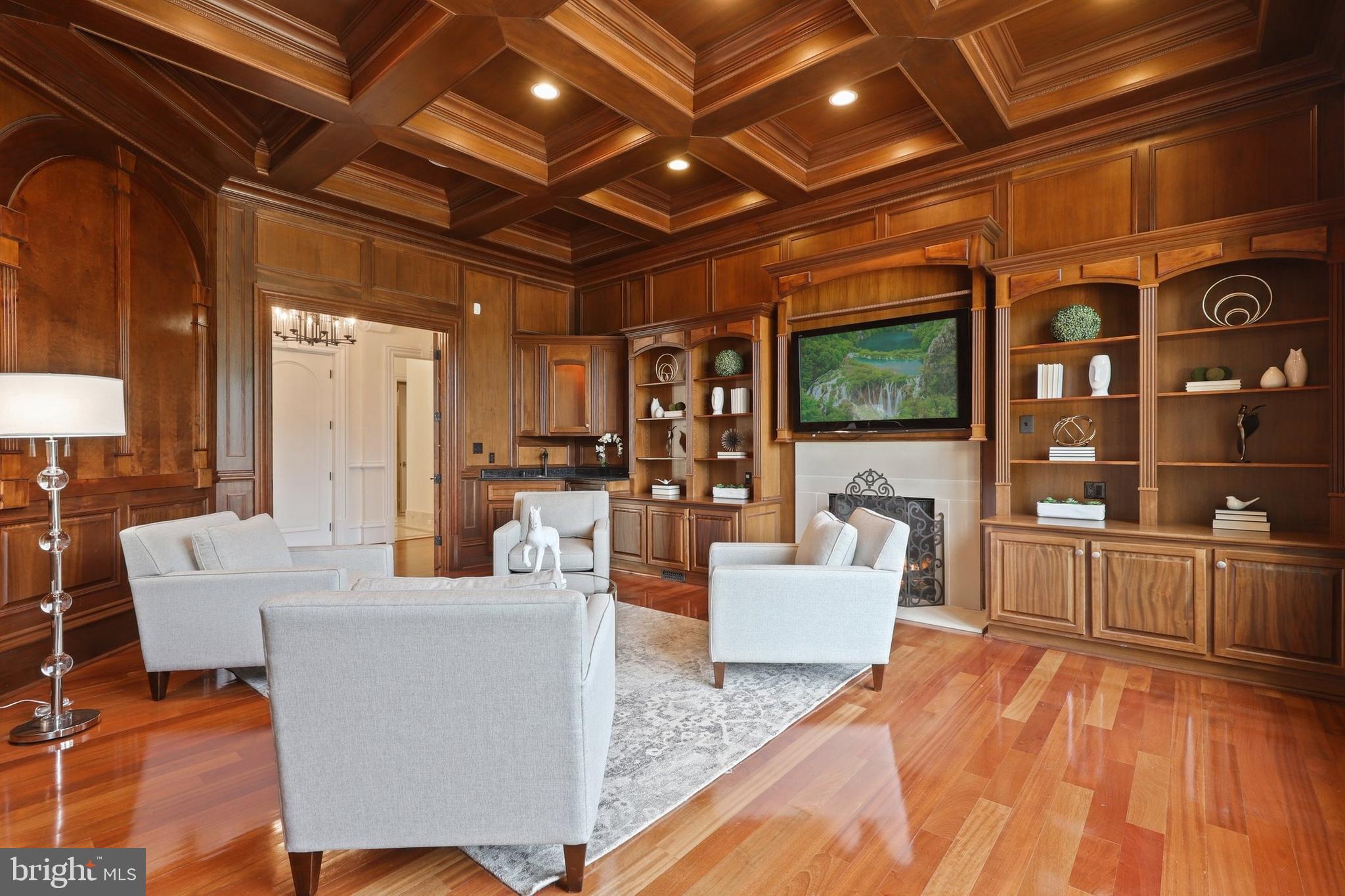10610 Vale Road Oakton, VA 22124 - Photo 10 of 141 Gallery Image 10