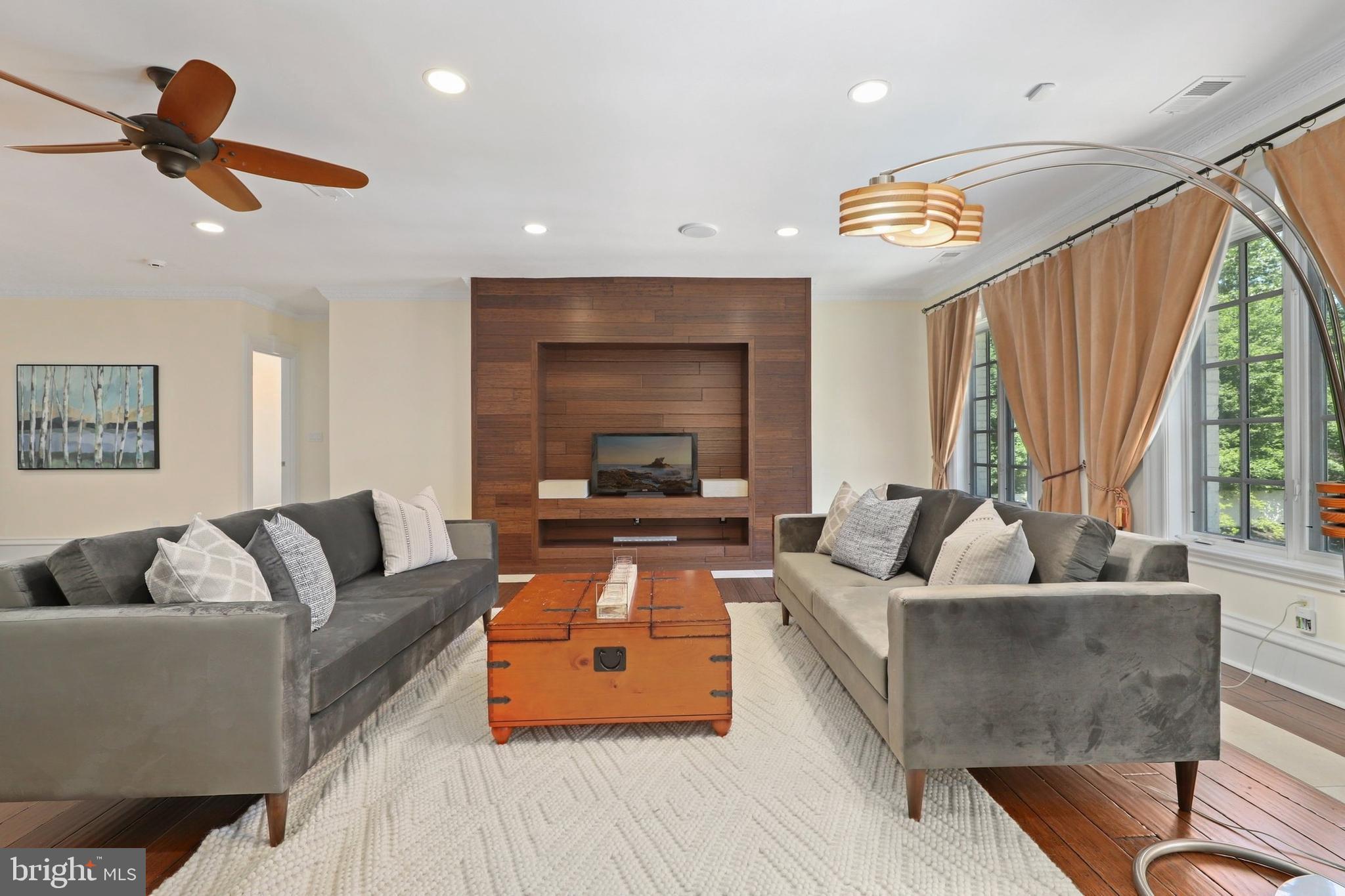10610 Vale Road Oakton, VA 22124 - Photo 96 of 141 Gallery Image 96