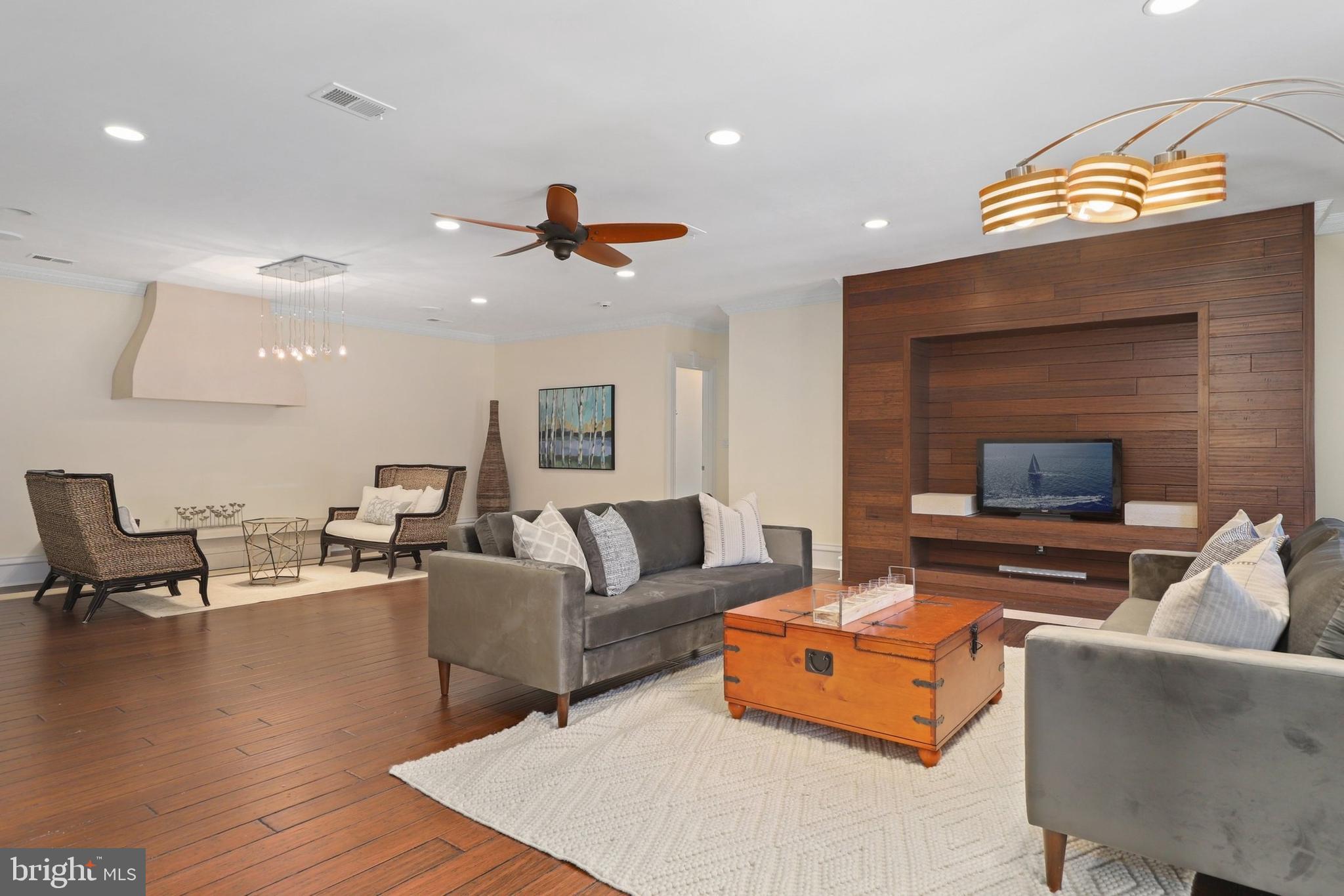 10610 Vale Road Oakton, VA 22124 - Photo 97 of 141 Gallery Image 97