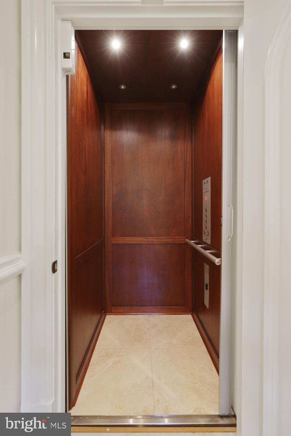 10610 Vale Road Oakton, VA 22124 - Photo 99 of 141 Gallery Image 99