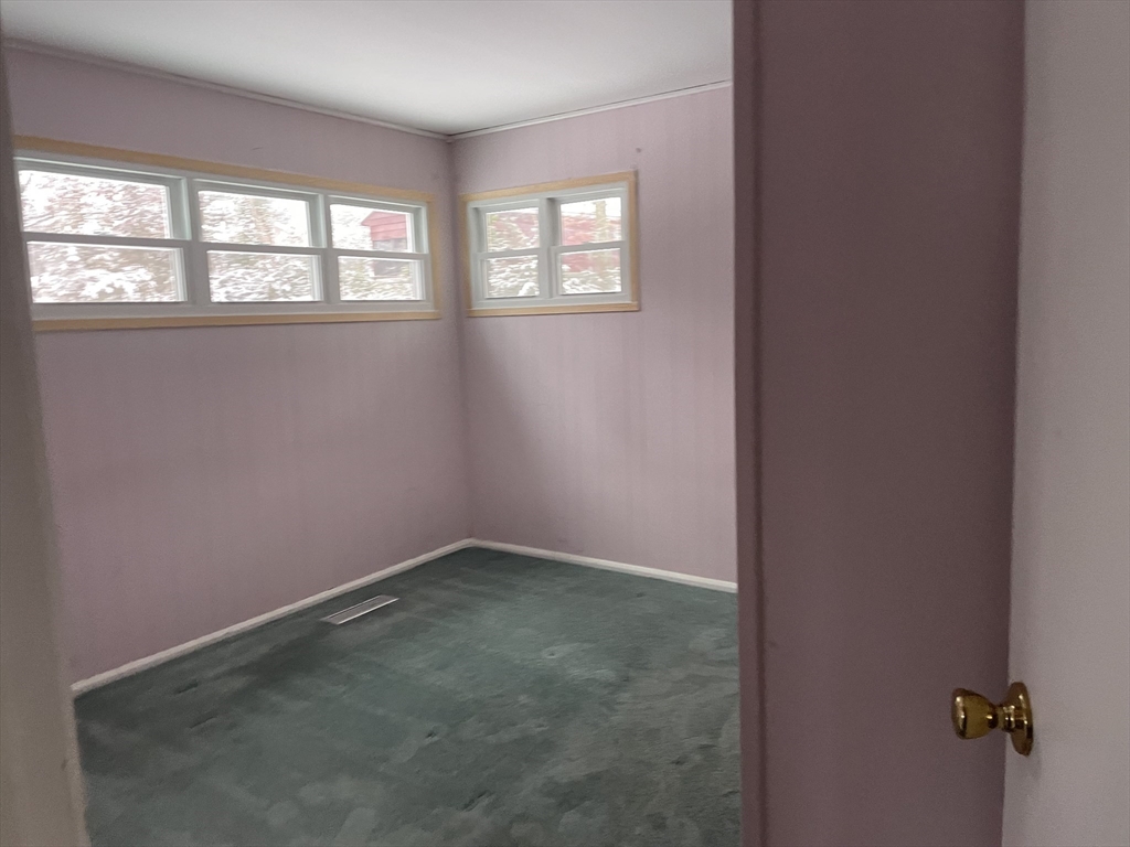 93 Cedar Hill Road Northborough, MA 01532 - Photo 6 of 11