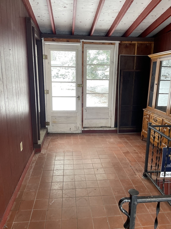 93 Cedar Hill Road Northborough, MA 01532 - Photo 8 of 11