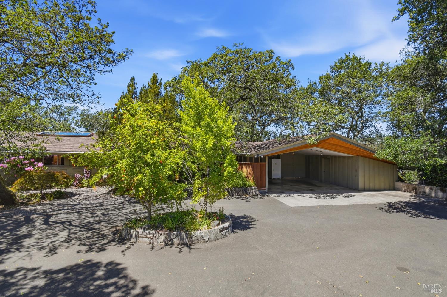 2348 Sycamore Avenue Santa Rosa, CA 95404 - Photo 6 of 53