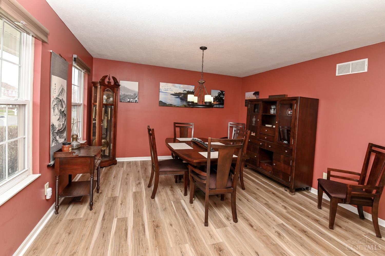 1470 Stableview Circle Maineville, OH 45039 - Photo 7 of 66