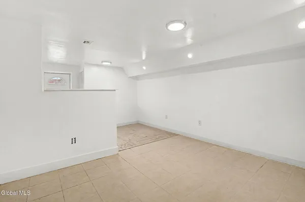 $249,900 | 38 Trinity Place, Albany, NY 12202