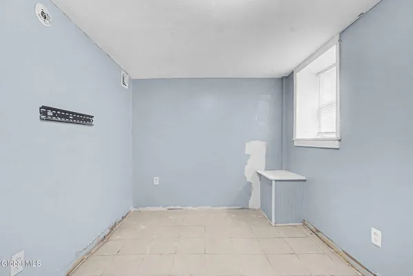 $249,900 | 38 Trinity Place, Albany, NY 12202