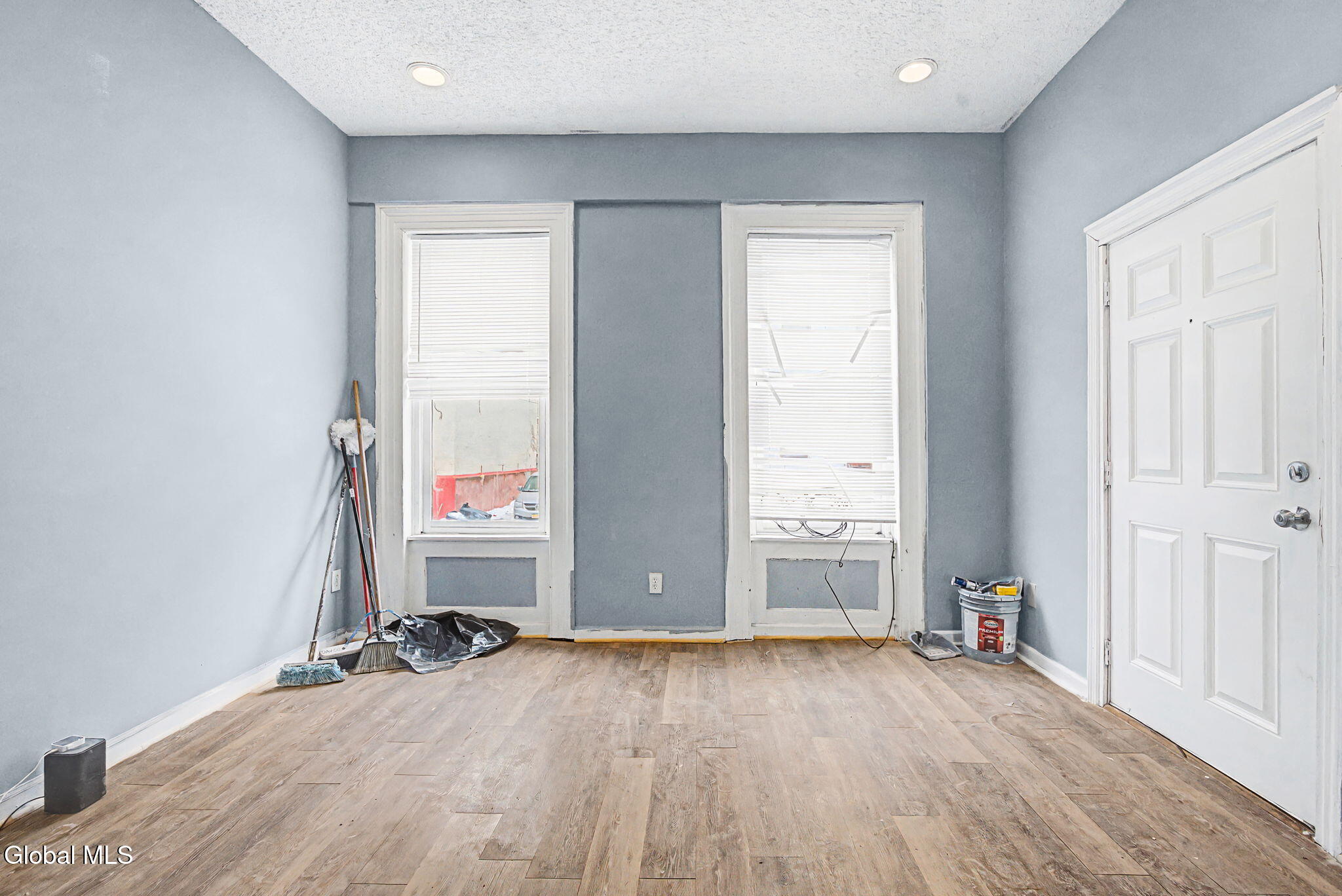 38 Trinity Place Albany, NY 12202 - Photo 6 of 20 17-web-or-mls-38-trinity-pl