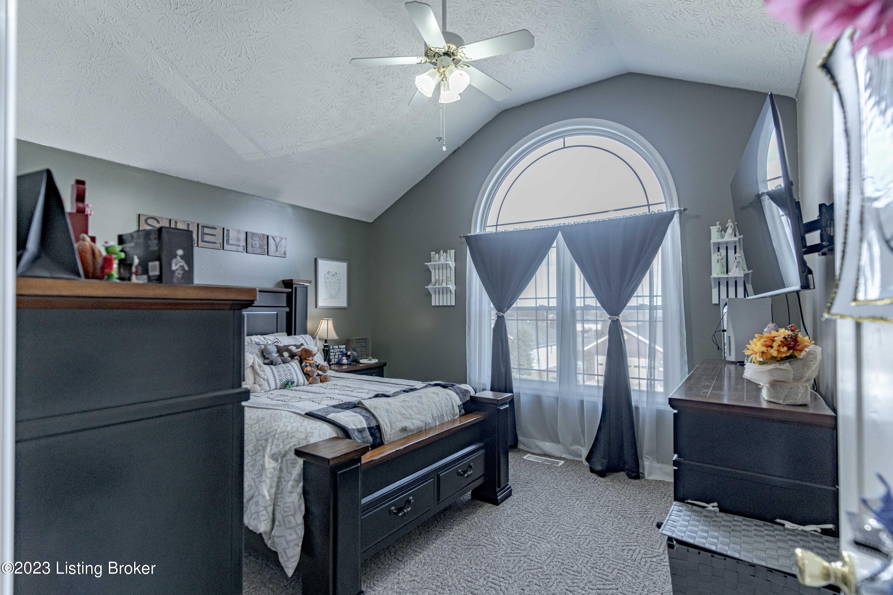 112 Cedar Ridge Road Frankfort, KY 40601 - Photo 26 of 52 Bedroom