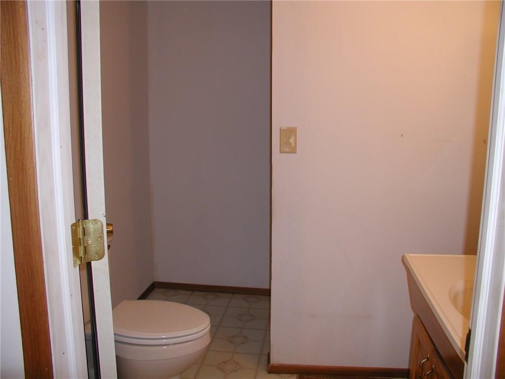 1268 Chicora Road Chicora, PA 16025 - Photo 11 of 16