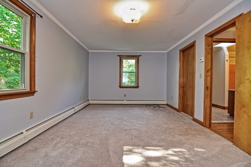 341 Stephen French Road Swansea, MA 02777 - Photo 17 of 24 Gallery Image 17