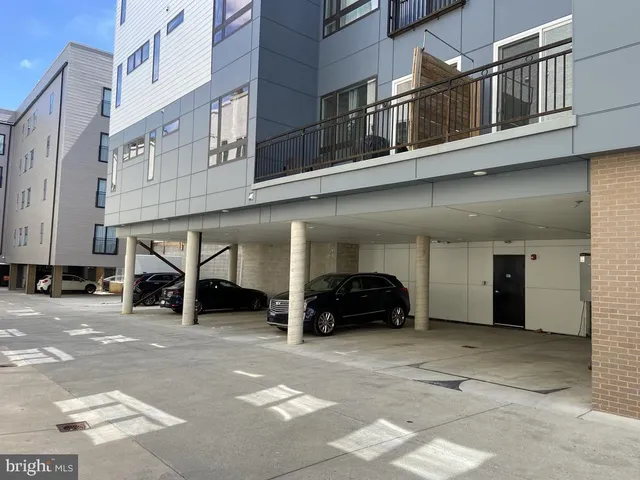 $2,200 | 907 Leland Street, Unit 2B, Philadelphia, PA 19130