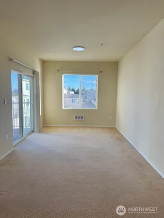 $2,450 | 14915 38th Drive Southeast, Unit D3007, Bothell, WA 98012