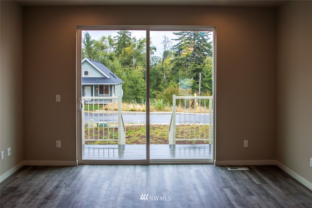 2086 Roxy Loop Ferndale, WA 98248 - Photo 3 of 26 Gallery Image 3